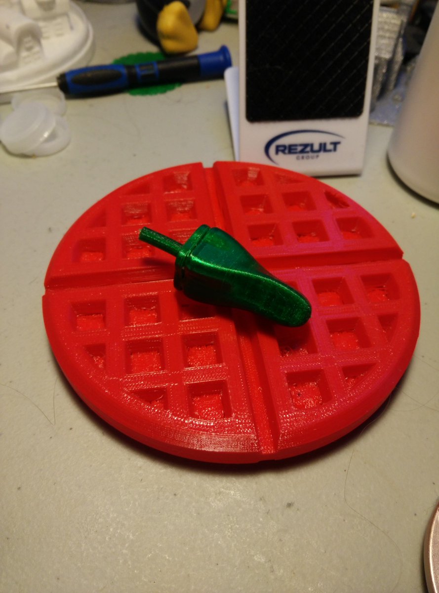 byron_codefreak's tweet image. 3D print dedicated to my favorite Youtube gaming channel @spicy_waffle #spicywaffle #3dprinting youtube.com/channel/UC8wf4…