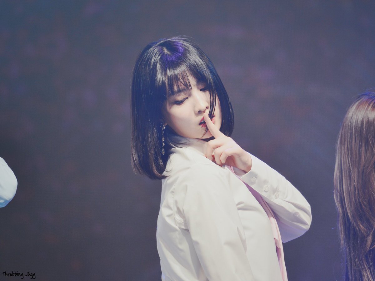 Throbbing_Egg's tweet photo. 1805150
허
#트와이스 #모모 #MOMO
https://t.co/47lVrbAbta https://t.co/QrTcP1YNrH