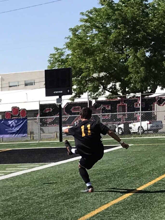 WeAreViewmont's tweet photo. Soccer wins!  Beats West and advances to the 2nd round of the State Tournament. https://t.co/puWbWJ3FkU