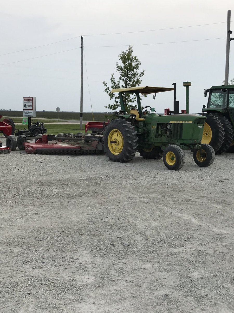 irqeq's tweet photo. Iroquois Equipment has 2 really nice used Bushhog 15 foot cutters  12815 &amp; 12715 we have Serviced them and used them. We also have new 15 footers , 7 &amp; 6 foot cutters on hand. Check out https://t.co/sbZ0hMzBBb for all our equipment that’s for sale. @MachineryPete  @BushHogInc https://t.co/kLCUkqykFe