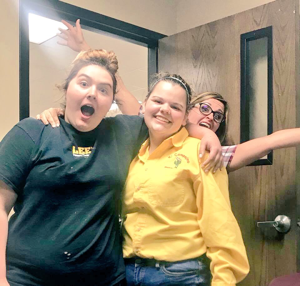 RushmoreAcad's tweet photo. Yeah! They made it!!! So proud of the perseverance these ladies had to get it done! Ciera got a house and graduated the same day!!! Good luck with the move! #empoweringsucces #werprexies  @MsVandeborne https://t.co/WsxTCi7Elh