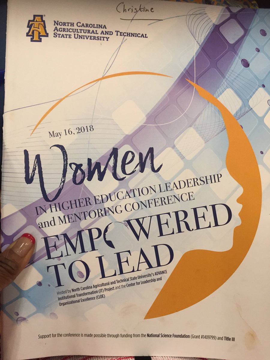 DrGrantEmpowers's tweet photo. I am listening to Sharon Washington at the empowered to lead #r2l2018 conference ! https://t.co/lWHBDJzjQt