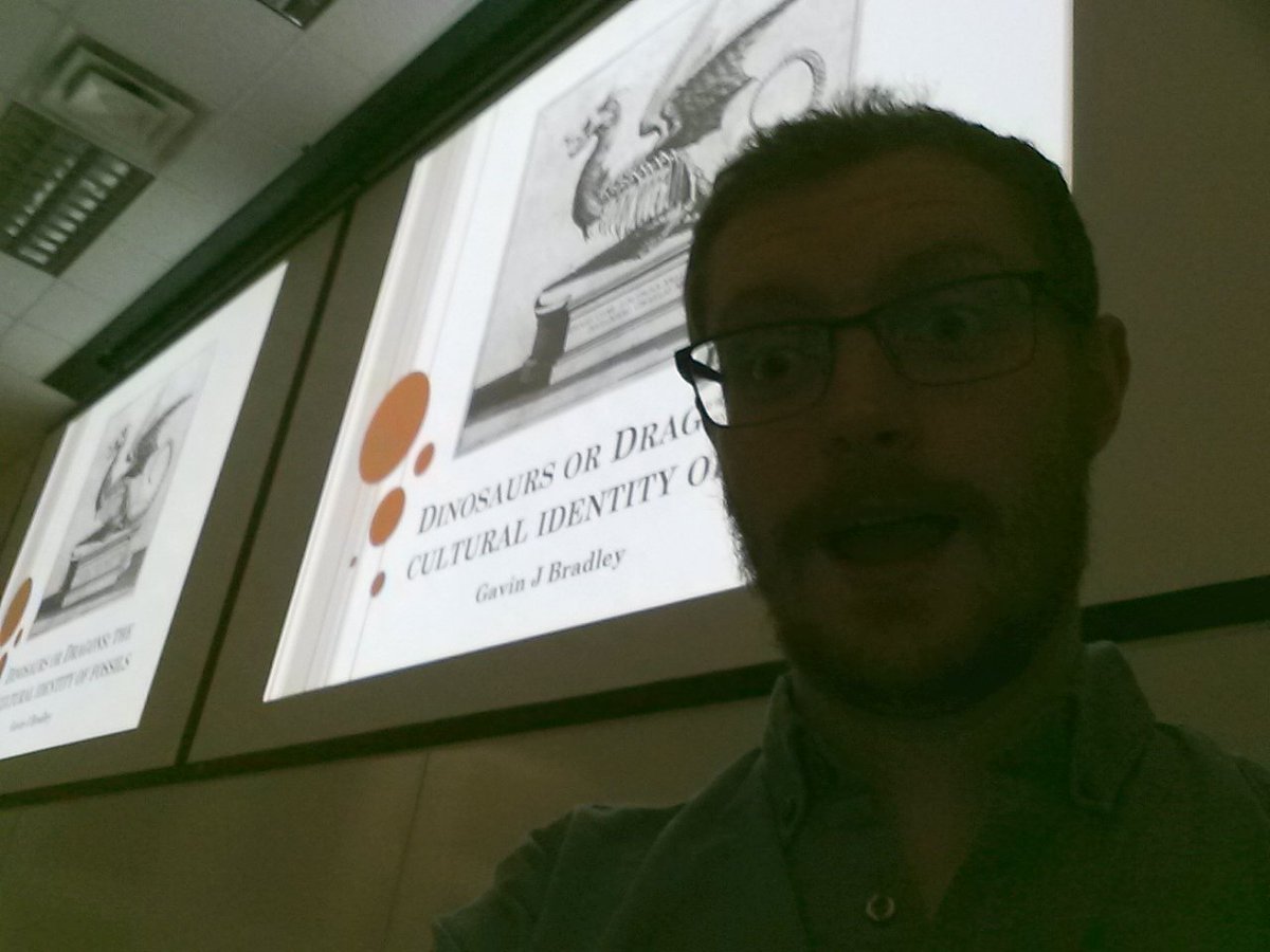 SciLIFT's tweet photo. #scilift facilitator Gavin Bradley talks dinosaurs and dragons for Edmonton Lifelong Learners Association! Learning never stops. #ELLA #paleoed https://t.co/W82uyz1rBe