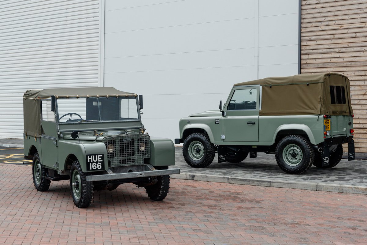 landroverpa's tweet photo. First & Last
By #nickdimbleby
#SeriesOne #SeriesLandRover #HeritageDefender #landroverphotoalbum #166HUE #LandRover70Years https://t.co/DVn6OdpouD