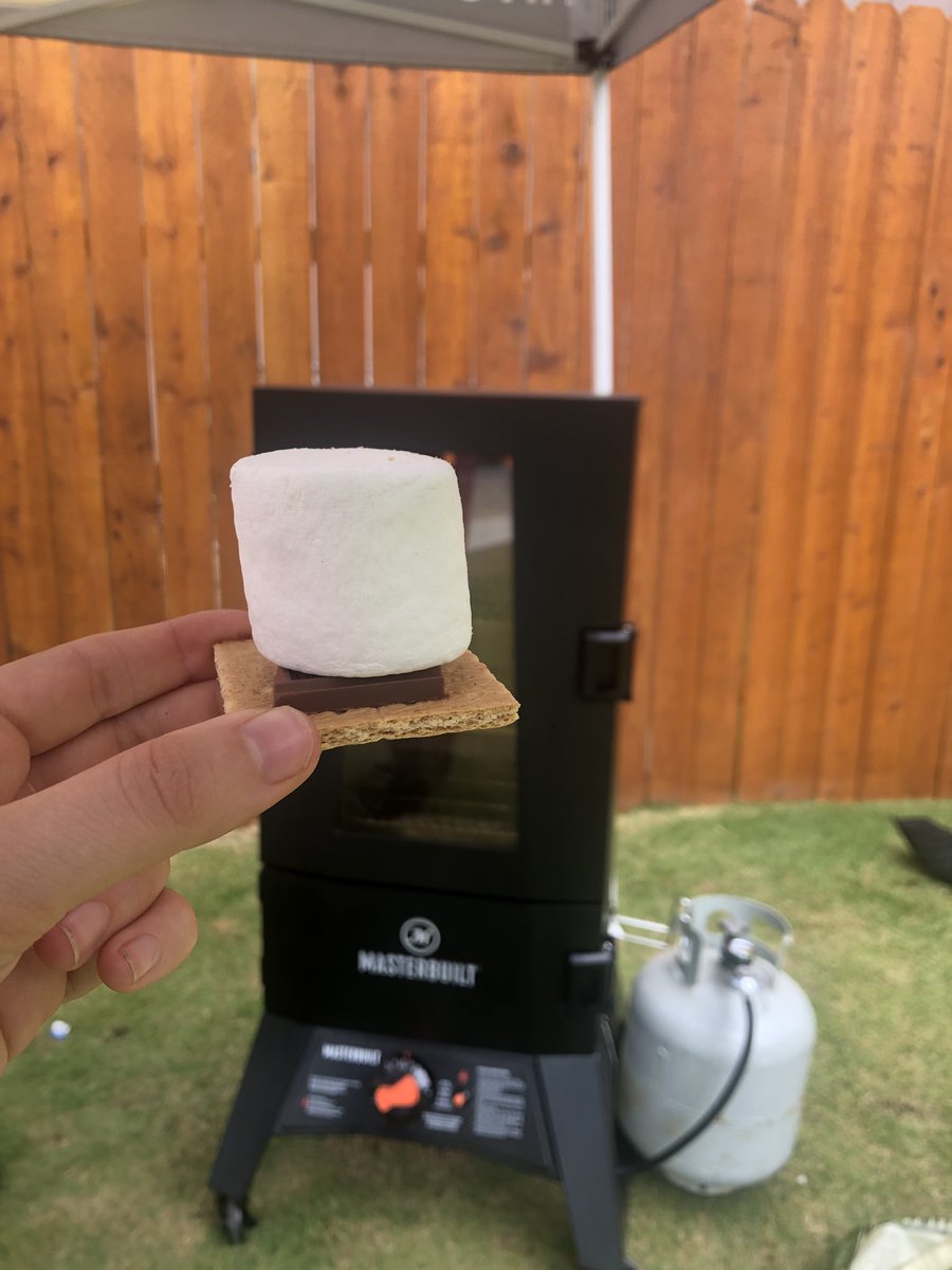 Masterbuilt's tweet photo. Before #WillItSmoke https://t.co/NhDsIXgjG9