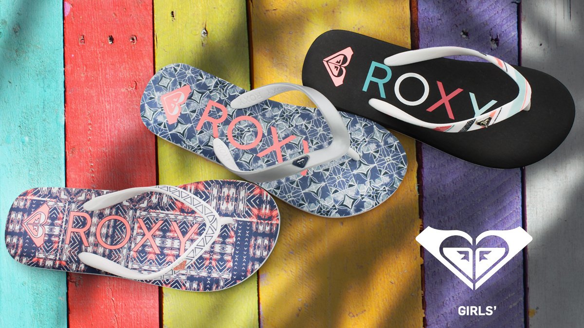 ShoeDeptEncore's tweet photo. Catch some rays. https://t.co/DmMio8t9JE #ROXY #RoxyFlipFlops #SummerFlipFlops #KidsSummer #GirlsStyle https://t.co/Cn8LugmJT0
