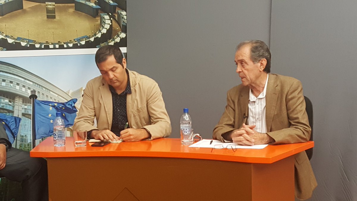 Canal4tvtelde's tweet photo. Comenzamos el Debate Político en @Canal4tvtelde con @pptelde @CsTeldeGC @masportelde y @PSOE hablando de los presupuesto generales del Estado y el tema #Catalunya
#DebatePoliticoC4TV https://t.co/iV6dG46jmo