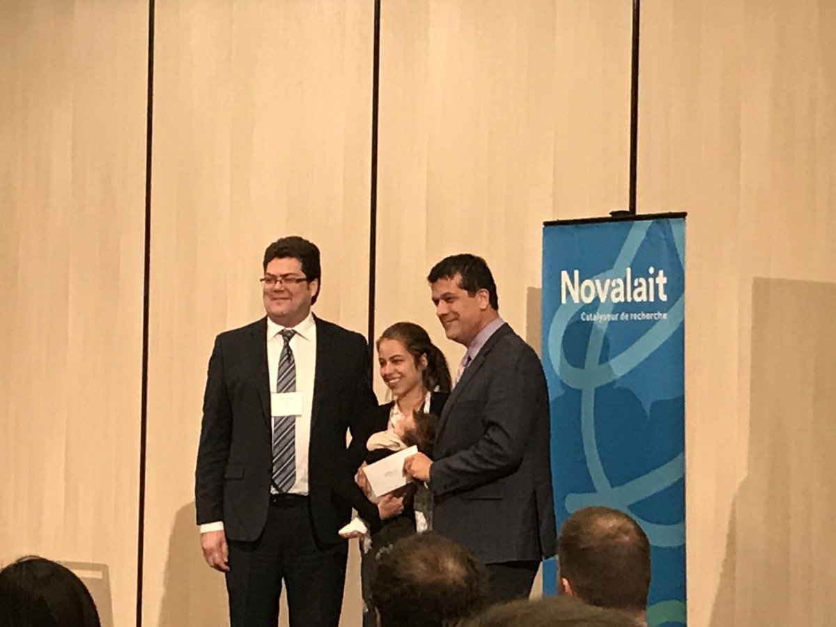 Félicitations à <a href="/FloPomerleau/">Florence Pomerleau</a> étudiante à <a href="/McGillMacCampus/">McGill Macdonald Campus</a>, gagnante du Grand Prix d’Excellence <a href="/FIL_IDF/">International Dairy Federation</a> Canada pour son affiche expliquant son projet sur les alternatives à la fléole  au Forum Techno #Novalait