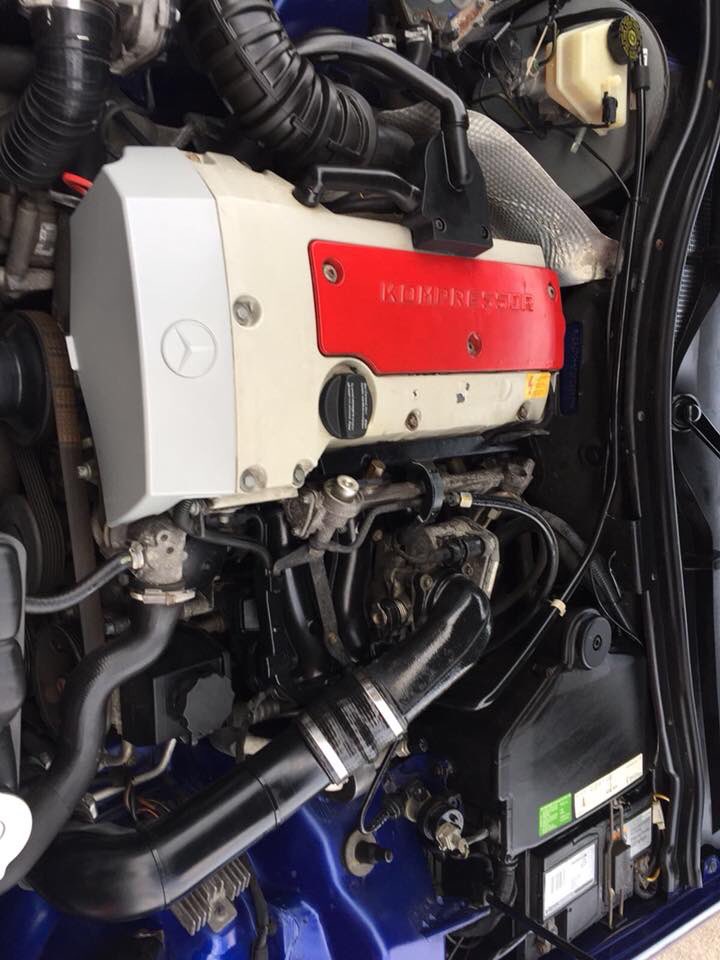 threepointautos's tweet photo. What do you think of our SLK now the valeter has finished? He’s spent 10 hours working his magic on the 22 year old paintwork and it’s come up a treat, looking like it did when it left the factory! Can’t wait to get out in it this weekend 😎 #mercedes #slk230 #specialist #shine https://t.co/brSnzvACyR