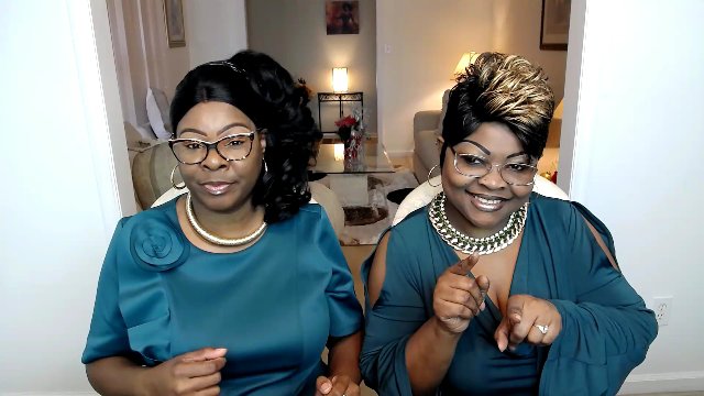 DiamondandSilk's tweet image. Thanks, @therealroseanne, for clarifying.  We hope the Executives at @ABC understand that we the viewers love you, and the show just the way it is.  Our motto: "If it's working, don't change it!" Congratulations on the success of your show and we're looking forward to season two.