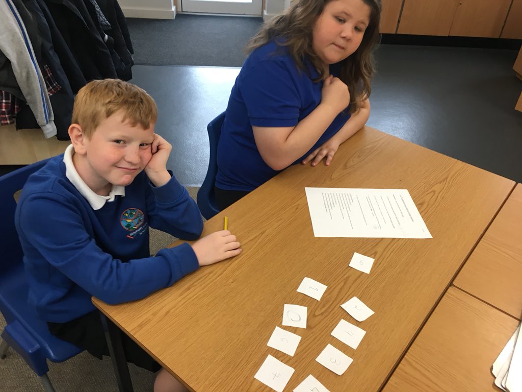 SimpsonsEagles's tweet photo. We had a great time investigating 4-digit numbers this morning. We were looking in depth at place value understanding. @SimpsonsLane https://t.co/f6z99PAgJD