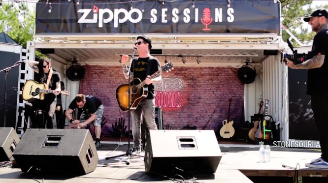 StoneSourLA's tweet photo. #StoneSour - Zippo Encore Acoustic Set at Monster Energy Carolina Rebellion 2018:

01. Rose Red
02. Trough Glass
03. Song#3

https://t.co/pBpzHpSdd3
#StoneSour  #Hydrograd  #HydrogradTour2018 https://t.co/ejFQ8NpwA8