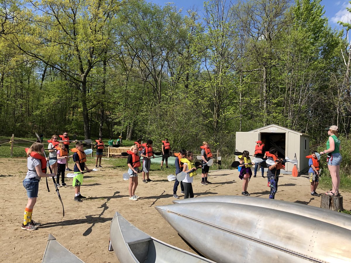 #DolsenThinkers getting ready to kayak!