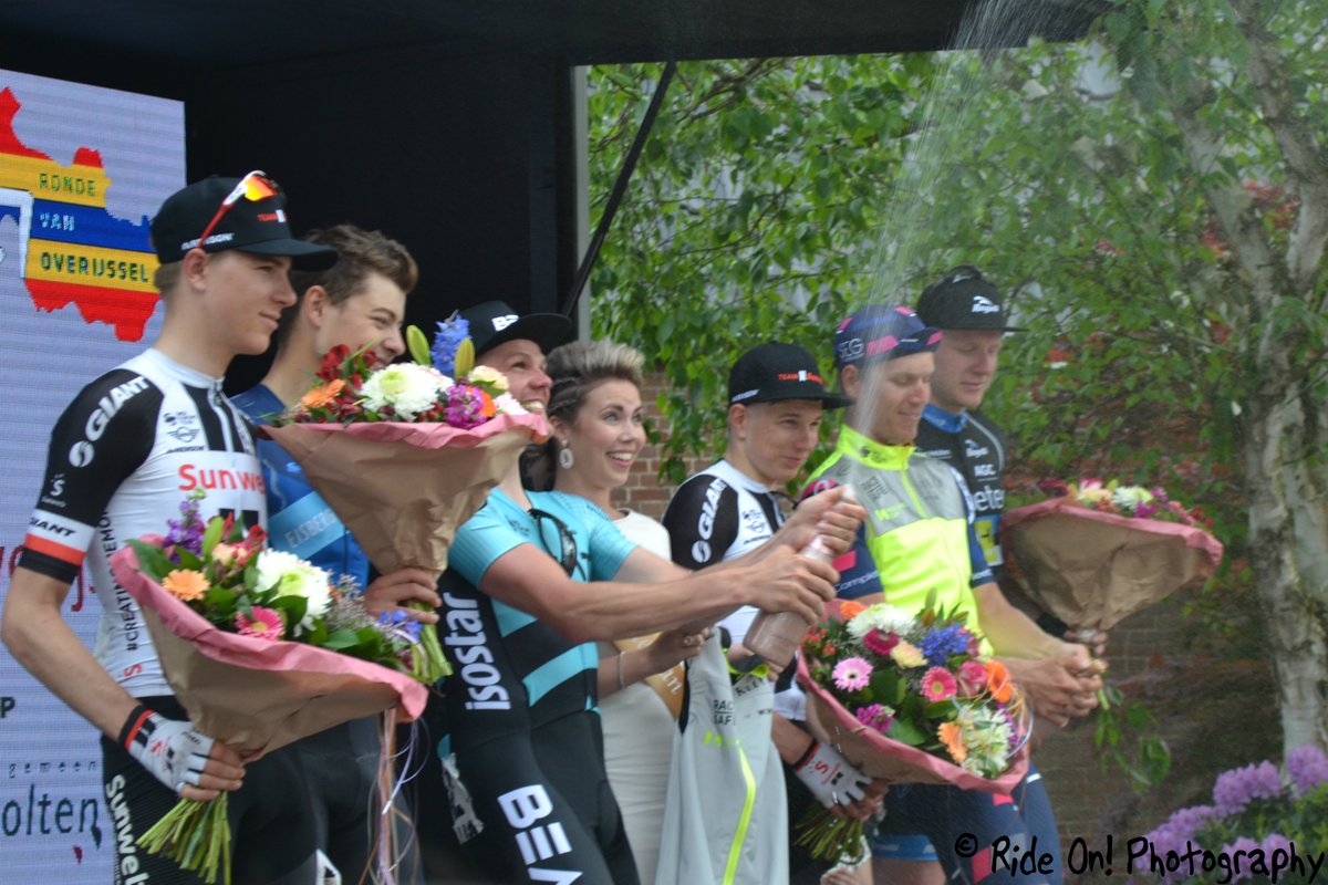 RideOnTweets's tweet photo. Photography: Ronde van Overijssel 2018 https://t.co/oyQZmHAfPH #rvo2018 @RvOverijssel #rondevanoverijssel https://t.co/UgdmkFAgjF