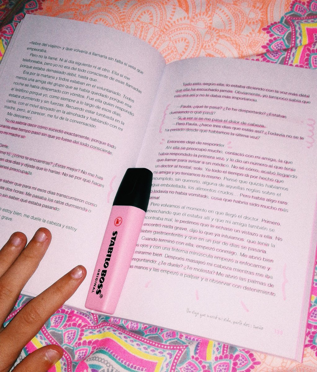 dreamsgonu's tweet photo. Puedo jurar que todas las páginas del #dctsa llevan algo subrayado. Alomejor lo que subrayó parece una exageración pero, es lo que me resulta más importante o algo que me llama la atención. Me encanta el libro☺️♥️ @paulagonu https://t.co/ygmQpZsZma