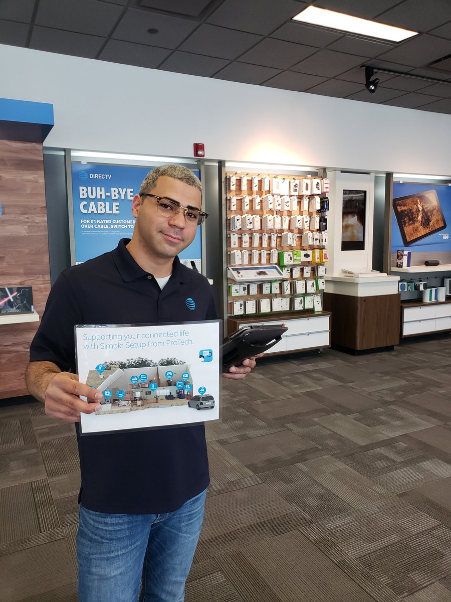 Jrodd614's tweet image. Pablo with a simple setup after a visit from @bracken_slb. Thanks again for the visit. #SimpleSetupNE @StephenPolis