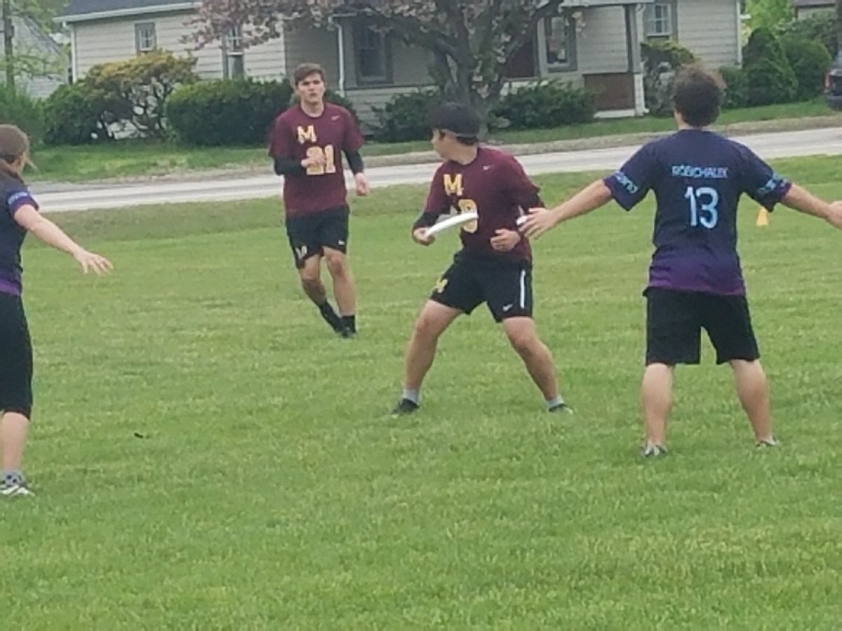 m_prep's tweet photo. D. Kim '20 with the disc as the Knights lead 4-3. Let's go #VUltimate! #KnightNation https://t.co/meMh6vZIpF