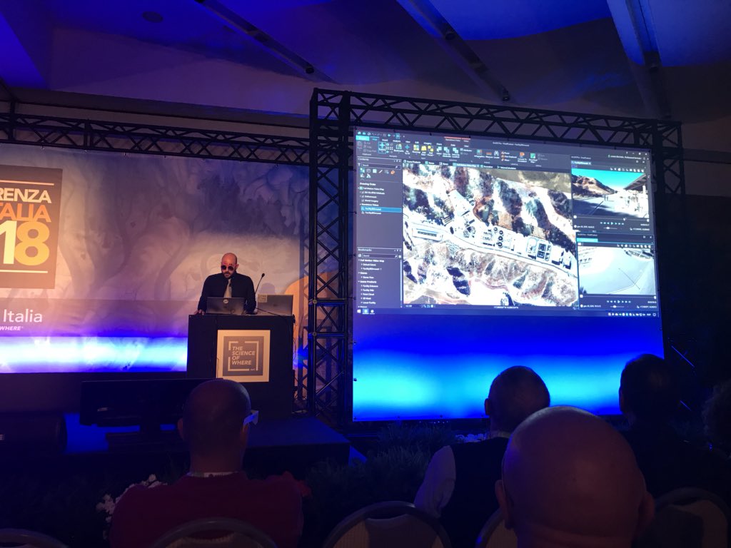 murielavy's tweet photo. Aerial imagery mapping #drone2map #iostoconesri2018 @GENEGIS_GI https://t.co/O7DsDk12rX