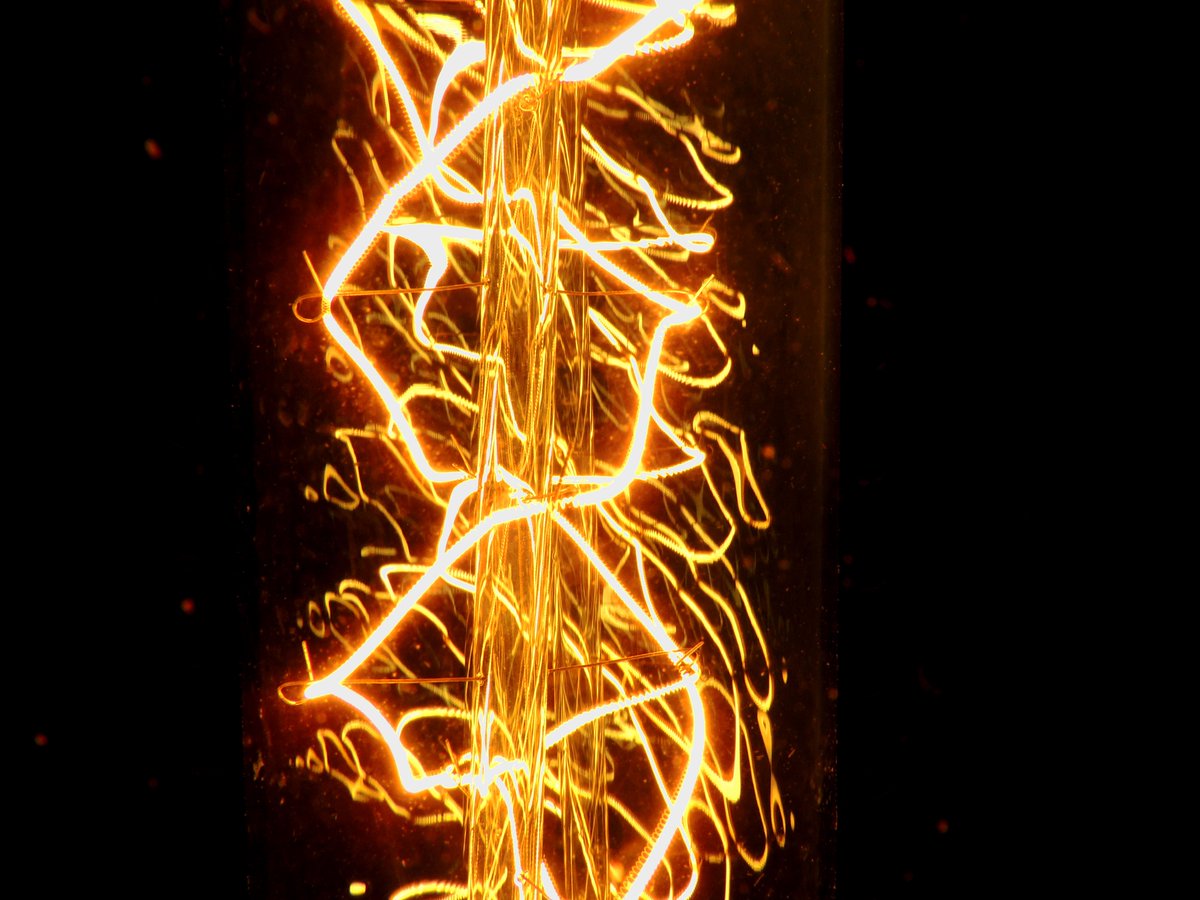 tinycore_lab's tweet image. smart thermostats may ransomware infected #defcon24 but.. what if the construction site was mourning? at least we could expropriate elements and #thermostats for further analysis! #heat #electromagnetic level indicator