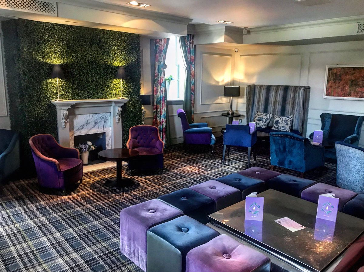 Lamby1988's tweet photo. Lovely catching up with @Porgette at @TwentyPrincesSt followed by some delicious cocktails in @JuniperEdin - the Purple Haze is highly recommended! https://t.co/Rcwcj6Prdv