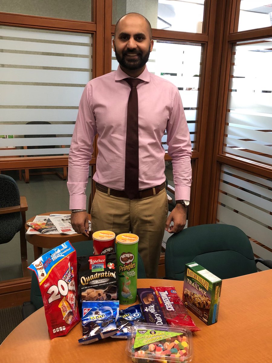 sarbjohal1's tweet photo. Delta 72nd Team is ready and energized to help our customers! #ReadyforYou #SDNW  @GurjivChahil_TD @MauroManzi_TD @KellyLam_TD https://t.co/dcCx0uteH7