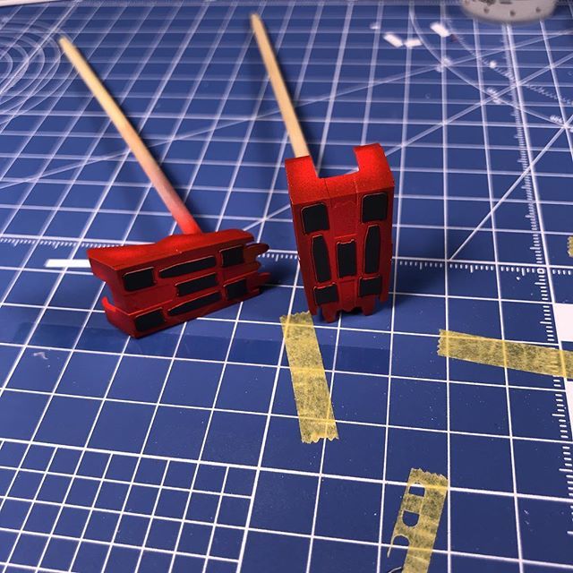 LaidbackBay's tweet photo. The small details that make the difference in my book.
.
.
.
#gundam #gunpla #hangar18gunplacommunity #gunplabuildersassociation #scalemodel #anime #ironbloodedorphans #barbatos #wip #vallejomodelcolor #preshading https://t.co/MsMSlozfEK https://t.co/qvTUEQu9cE