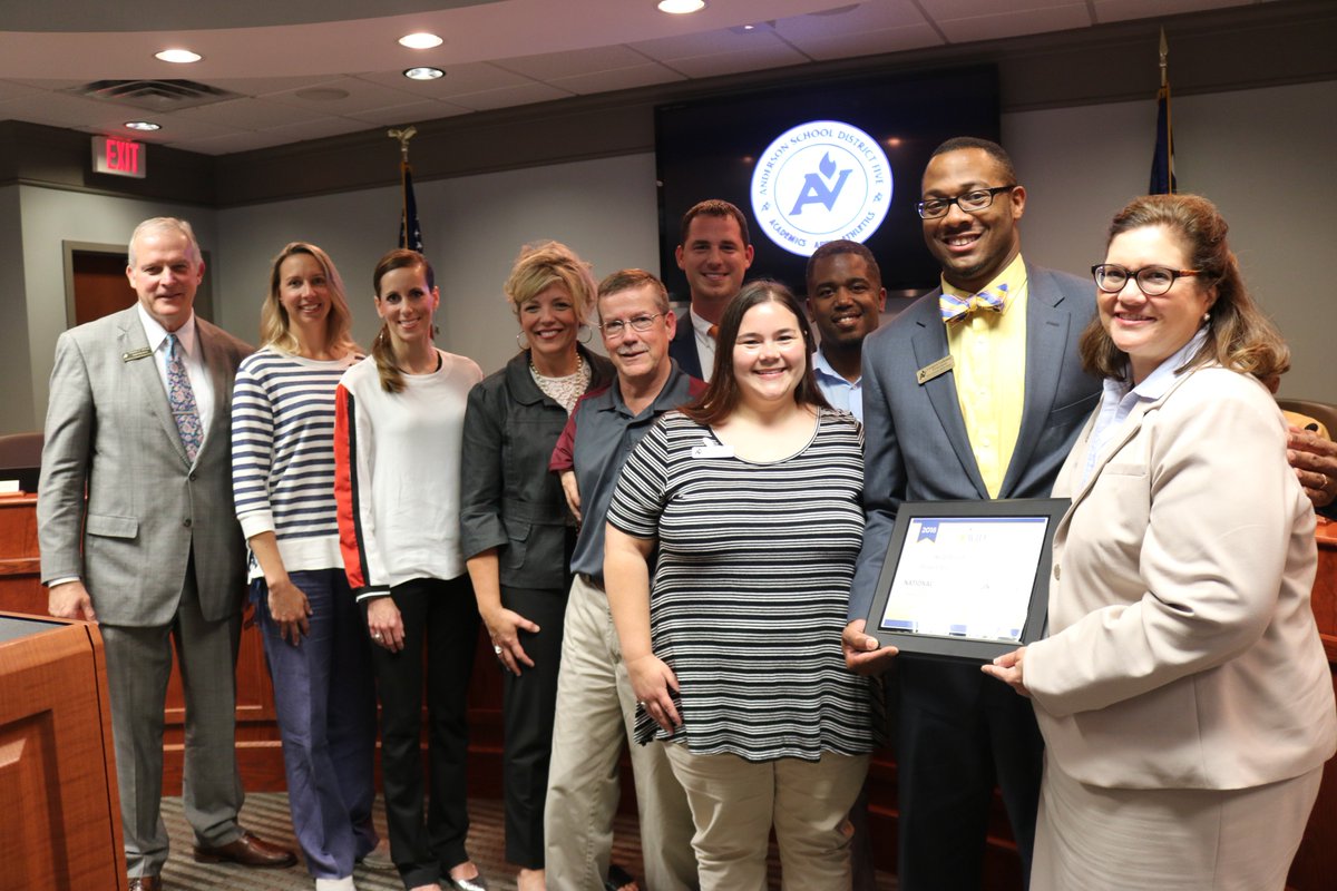 jdavidmadden's tweet image. #RAMSInspire  LOVE working with these GREAT FOLKS... #GORAMS