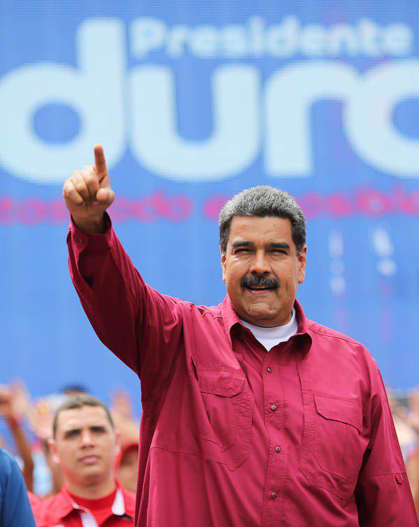 carolrojas2020's tweet photo. #EnLaraTodosConMaduro Renovaremos La Esperanza Votemos por @NicolasMaduro @INFOCENTROSLARA https://t.co/La2oaUrl17