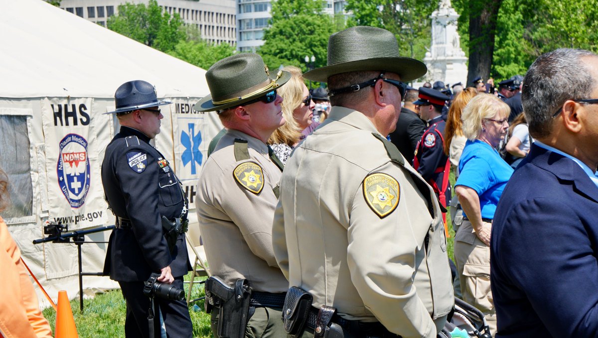 ASPRgov's tweet image. Responders from the National Disaster Medical System were on-the-scene providing medical support at the National Peace Officer Memorial in Washington, DC.  Approximately 30,000 people gathered to honor federal, state &amp;amp; local officers killed or disabled in the line of duty.