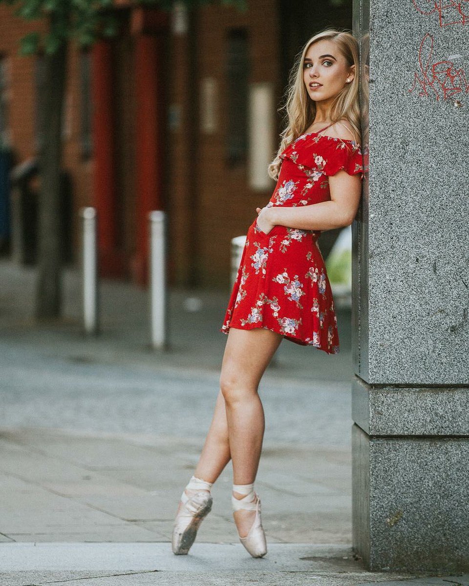 skydavidblevins's tweet photo. Our dancing queen: Sarah Blevins. ♥️ She gets her good looks from her father! 😉 (Pic: Bradley Shoots Dancers) https://t.co/ooYJRatAv2