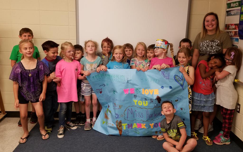 MCELobdell's tweet photo. We love our A plus tutor Miss Harlea!!! Today we had a party to celebrate and thank her.🎈🎉🎈🎉 #MCELoves https://t.co/VCoFyrZIVf