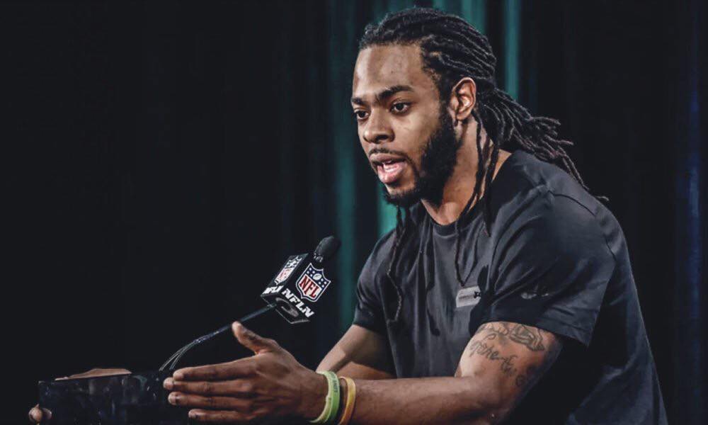 LakeShowCP's tweet photo. Richard Sherman on the current lakers team: "I like it. We have nice young pieces. I’m a huge Kyle Kuzma fan. I’m looking forward to seeing what they do this summer." 🏈🏀

(via Ryan Ward, ClutchPoints) https://t.co/3iK3W5DUqE