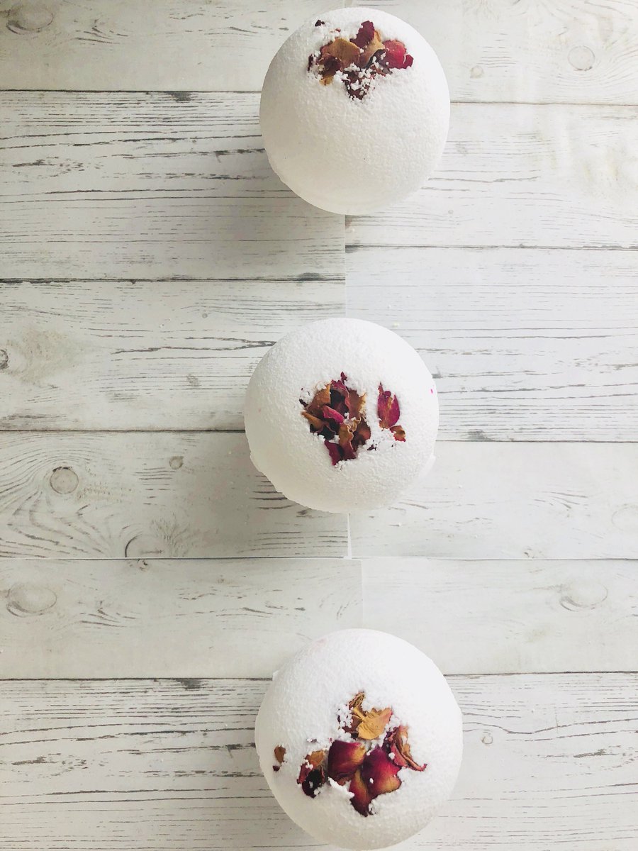 Excited to share the latest addition to my #etsy shop: White Lavender Bath Bomb. Designed for relaxation with 100% Pure Lavender Essential Oil.Bath and Beauty etsy.me/2KtF8Nc #bathandbeauty #soap #white #red #lavenderbathbomb #bathbomb #bathfizz #bathfizz