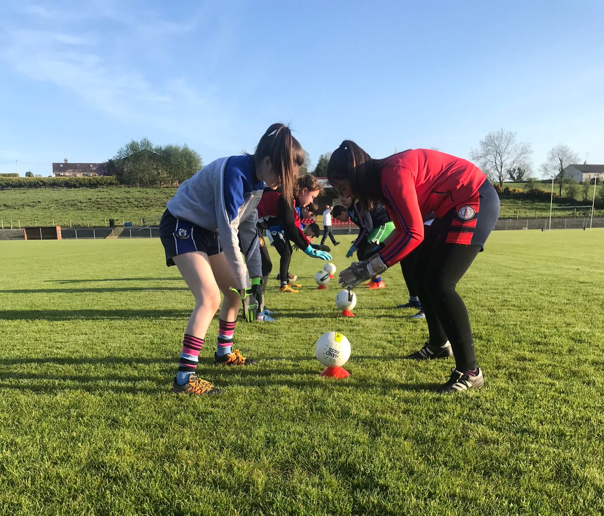 GaelicGKCOACH's tweet photo. Another great night at @Reusch_Ireland GAA Goalkeeping Academy, great to see such brilliant progress with so much still to learn #Reusch https://t.co/ANWPivfaKy
