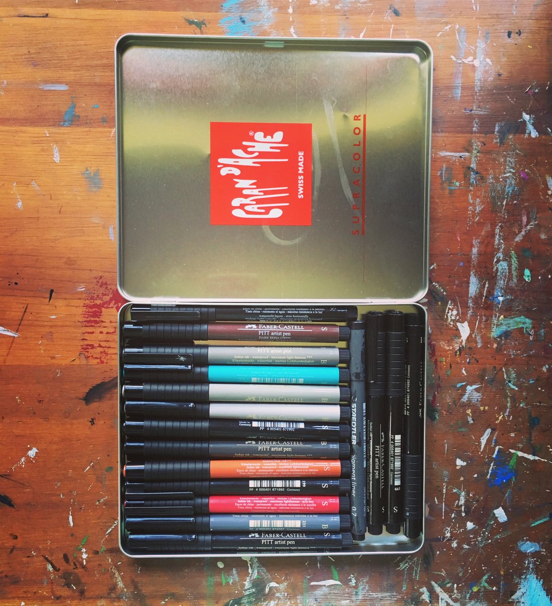 Aimeehj's tweet image. #wrongbox #ink #indiaink #pittpens #pittpen #artistpen #inking #art #illustration #artist #illustrator