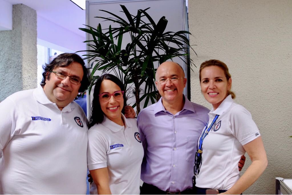 DominguezBrito's tweet photo. Grato y emotivo nuestro conversatorio de hoy en la unidad de Postgrado de la @PUCMM_STI , mucha gente linda y querida! Gracias por la invitación! @PUCMM @PostgradoPUCMM https://t.co/ALXR5rVZWS
