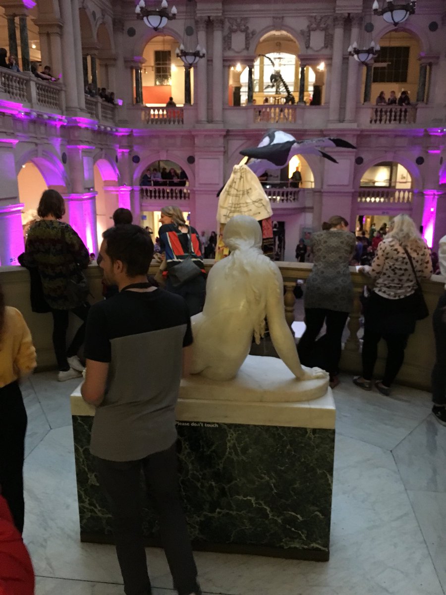 ericadrawing's tweet photo. Well that was quite amazing! Thank you for a fantastic evening #MuseumsatNight @bristolmuseum #tryingiton #graysonperry #leaanderson #inspiration https://t.co/1LLg0qtqUw