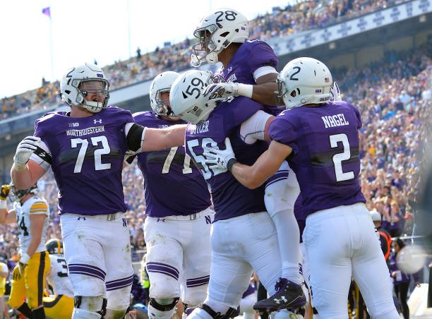 ZWilly32's tweet photo. Very honored to have received an offer from Northwestern University #B1GCats https://t.co/6w9PWYlADa