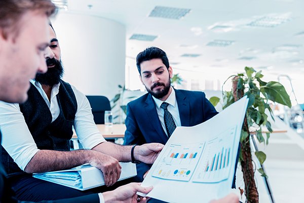 Epicor's tweet photo. Despite challenging times, global #business #growth is on the rise, finds Epicor https://t.co/U2lU9vMasq #set4growth #manufacturing https://t.co/z6dqaNkXIZ
