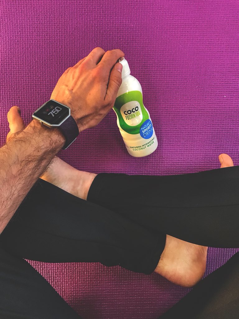 smashingaces's tweet photo. From hot days in #London, to hot nights on a @touchtennis court, to relaxing #yoga sessions - always have your @fuzion100uk hydrating you and your @FitbitUK tracking -#cocofuzion #fitbit #sportsman #touchtennis #fitdad #fit #fitness https://t.co/owJyPEVC5G