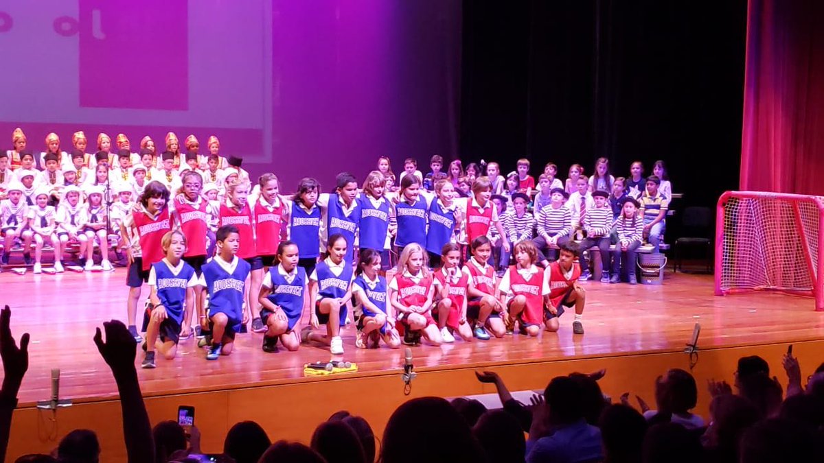 FDRarts's tweet photo. Our Grade 2's representing the world for Copa Mundial! @FDRElementary @ColegioFDR #FDRrocks https://t.co/hw0VZyOIce