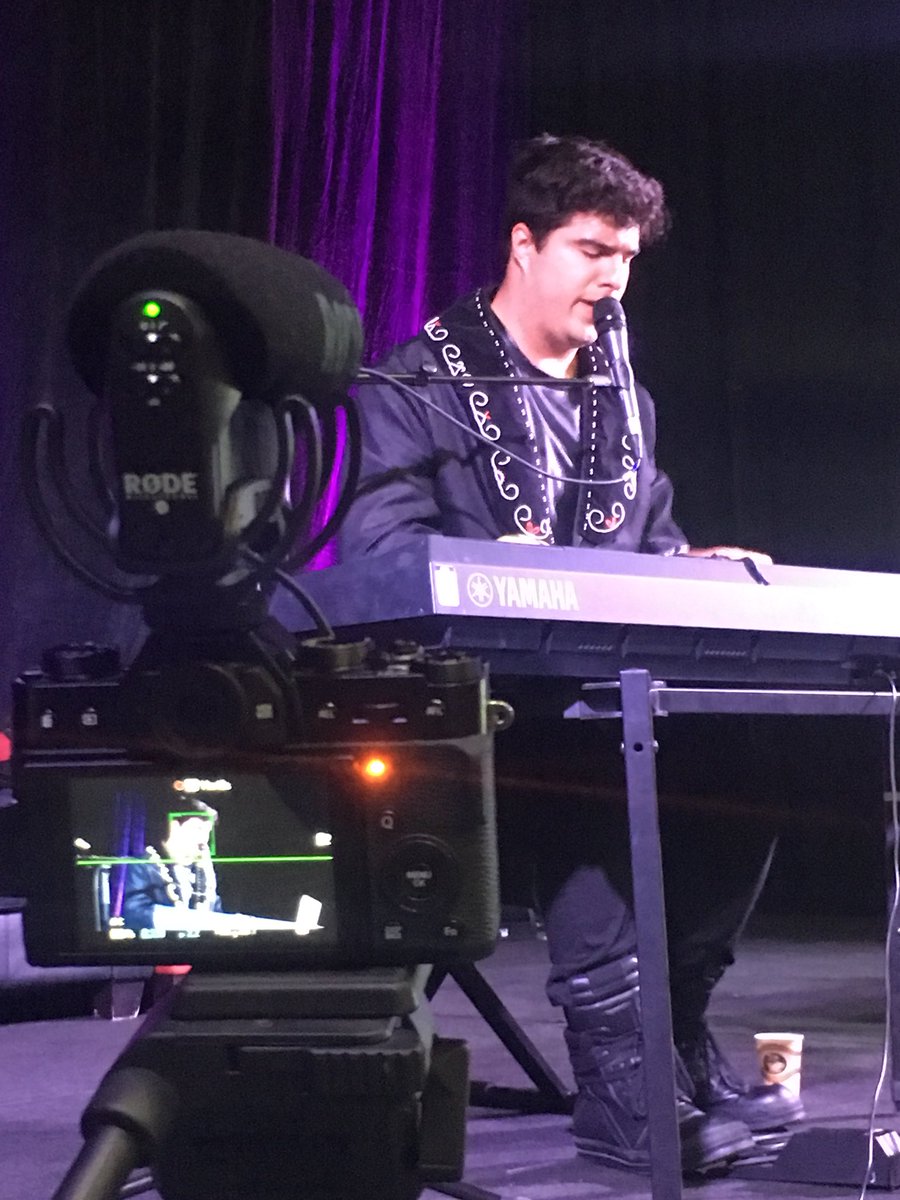 LoganPerley's tweet photo. Pleasure to shoot @jdutchermusic at #ANTEC2018 https://t.co/zfpJTBcye0