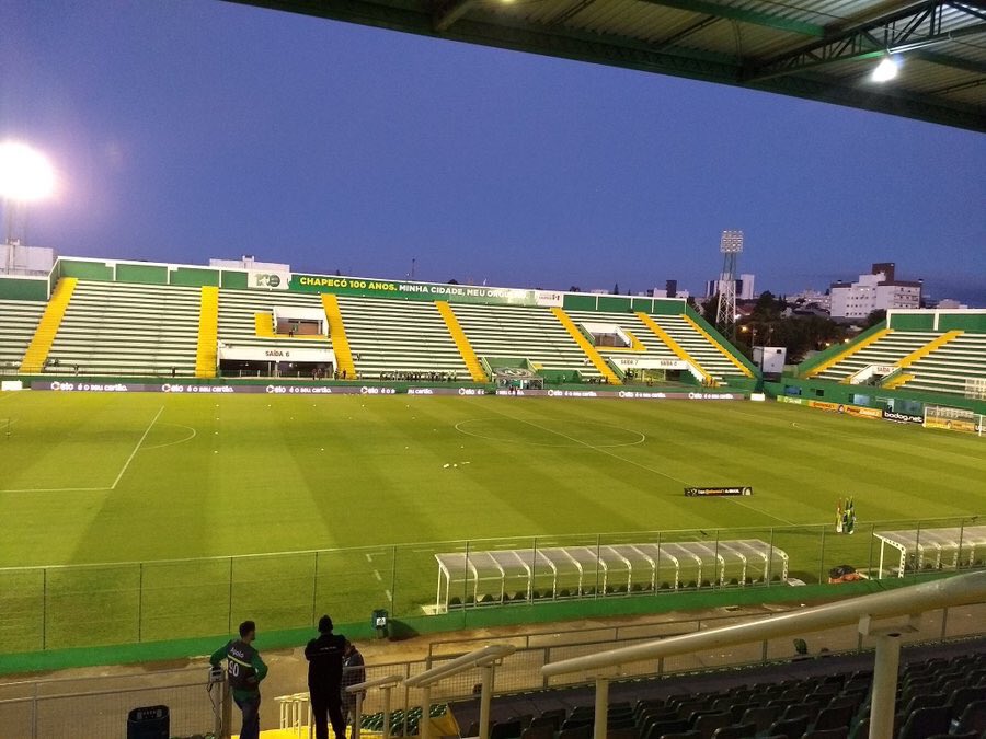 ArenaCondaBR's tweet photo. @ChapecoenseReal x @atletico 

📍Chapecó | Arena Condá

#VamosChape https://t.co/r16DhogN1a