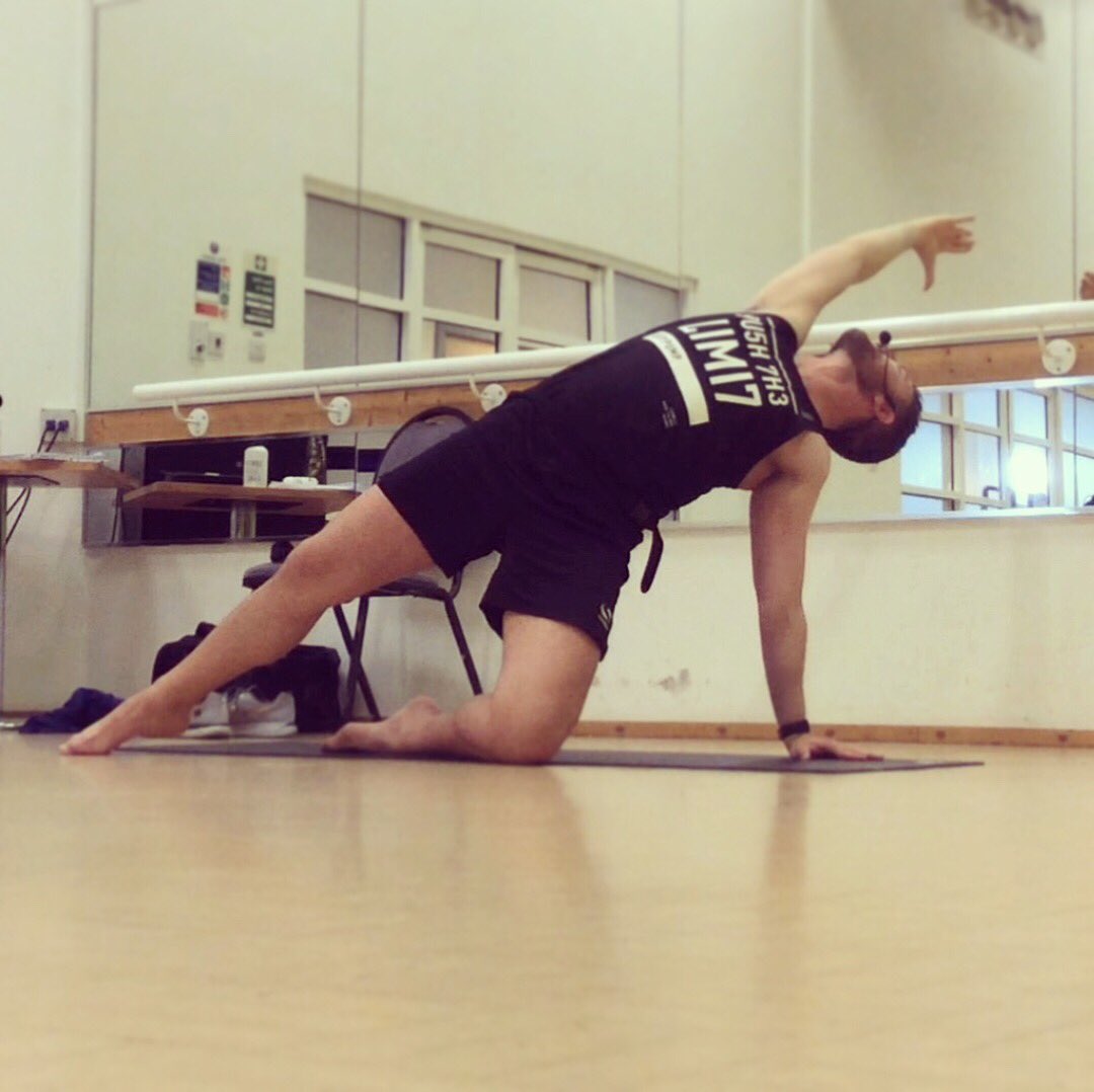 JoeChapman87's tweet photo. More Les Mills Body Balance this evening. But this time I was teaching actual people 😂 even though you can’t see them!
.
#LesMills #bodybalance #bodybalance79 #yoga #taichi #pilates #fusion #core #strength https://t.co/22VTrVSoaO