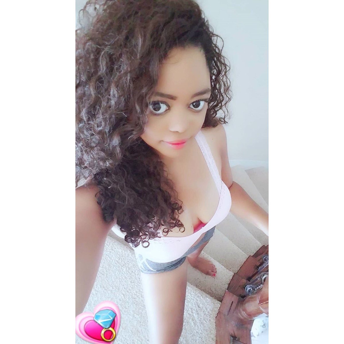 SimmonsKindra's tweet photo. Beautiful day for working it out #ballerina style...🌸💍🙌🏾 #Love💥 #SwipeMe https://t.co/krwZakCNld