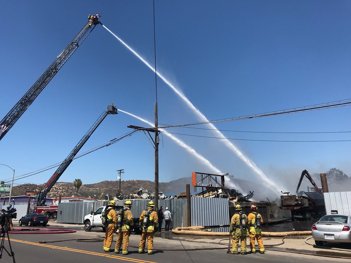 LakesideFire's tweet image. Lakeside Engine 1 assisted @SanMiguelFire with a commercial fire in El Cajon today. #SDCentralZone #AutomaticAid