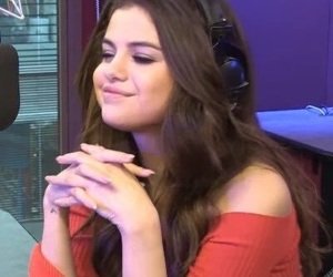 SelReacts's tweet photo. Cuando sabes que te está mintiendo pero tu dejas que siga para ver que excusa barata te pone esta vez. https://t.co/tuYDkpf8gK