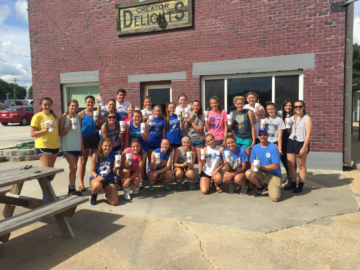 liberatorsoccer's tweet photo. CREATOR DELIGHTS thank you for the FREE drink!! https://t.co/JZsT1lYuLc