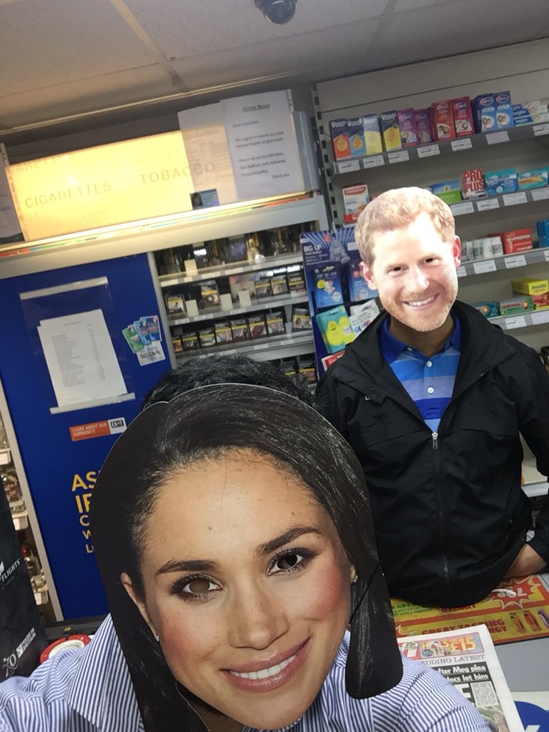 Ausman_NewsUK's tweet photo. Only a couple of days before we tie the knot! #RoyalWedding  💍 just popped into #grovesstore to make sure they are ready for the big day! #FieldTeamWeddingSelfies 🥂💍 https://t.co/DdREP8WkvR