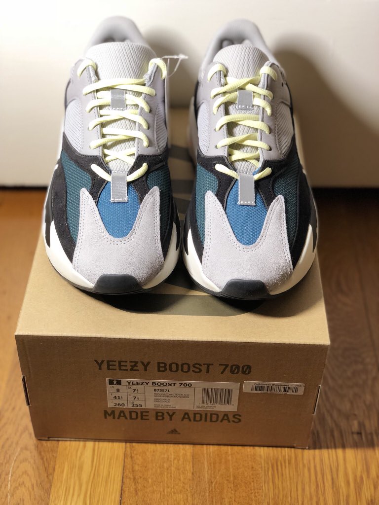 adidas yeezy 700 sizing
